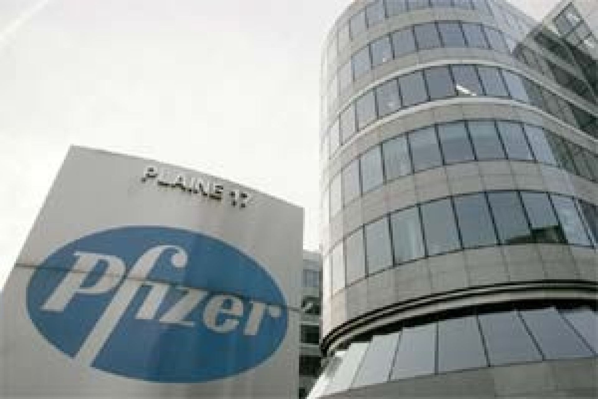 Pfizer попался на поддельных письмах