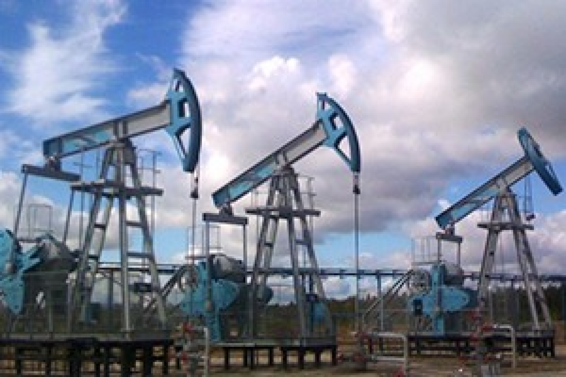 Нефть вновь превысила 49 долларов