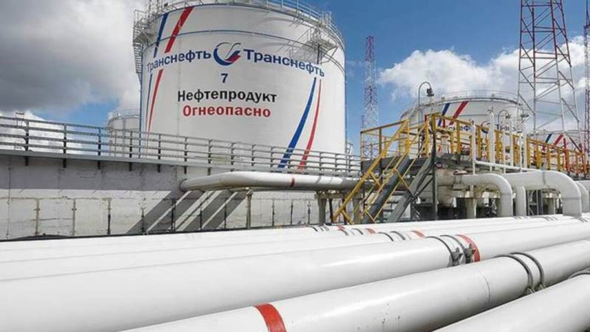 "Чудо-финансист" из "Транснефти" готовит побег из России?