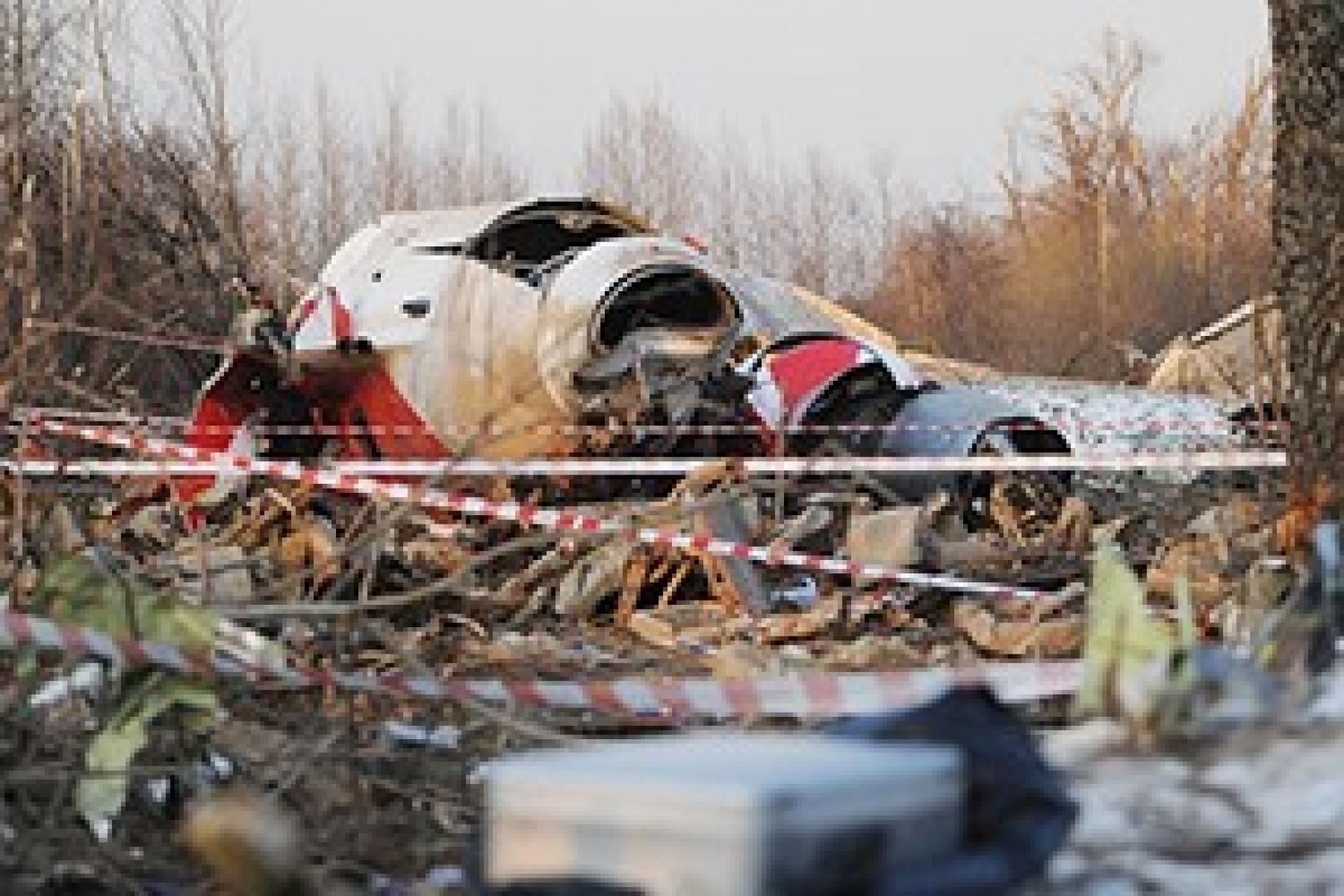 Польша увидела следы взрыва в обломках самолёта Качиньского