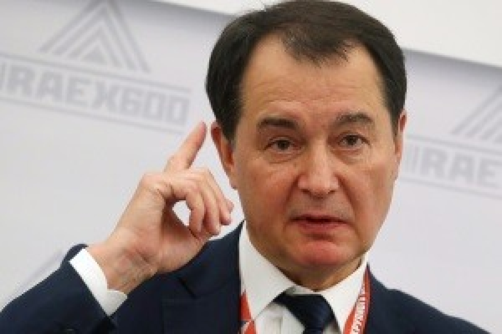 Медведев уволил Окулова