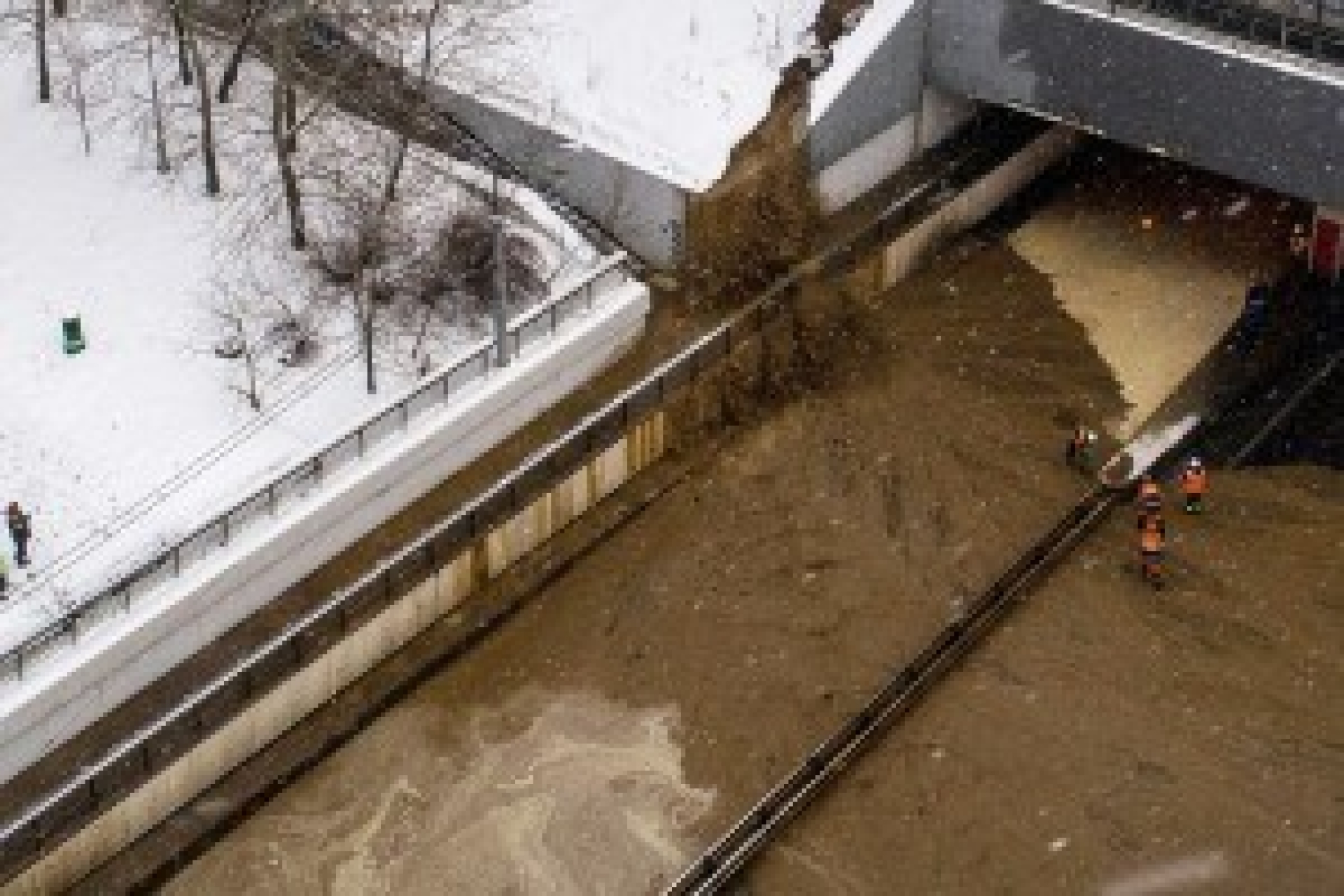 Движение по Волоколамскому шоссе полностью перекрыто