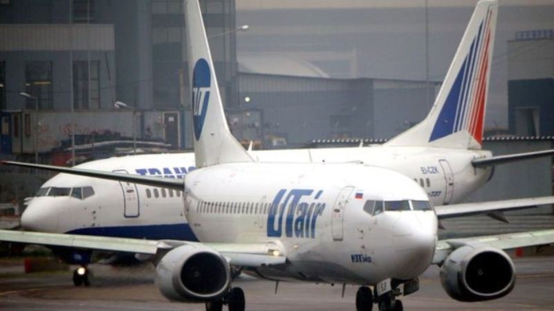 Авиакомпания Utair опровергла информацию о прекращении деятельности