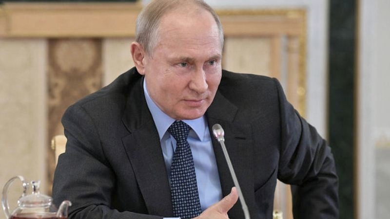 Путин: отношения РФ и США деградируют