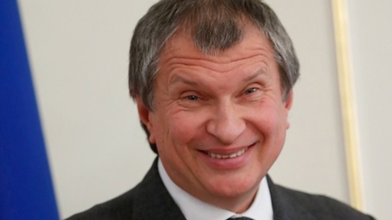 Sechin's oil goes through Cyprus in English way