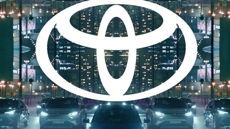 В Токио горит крупнейший завод Toyota Motor