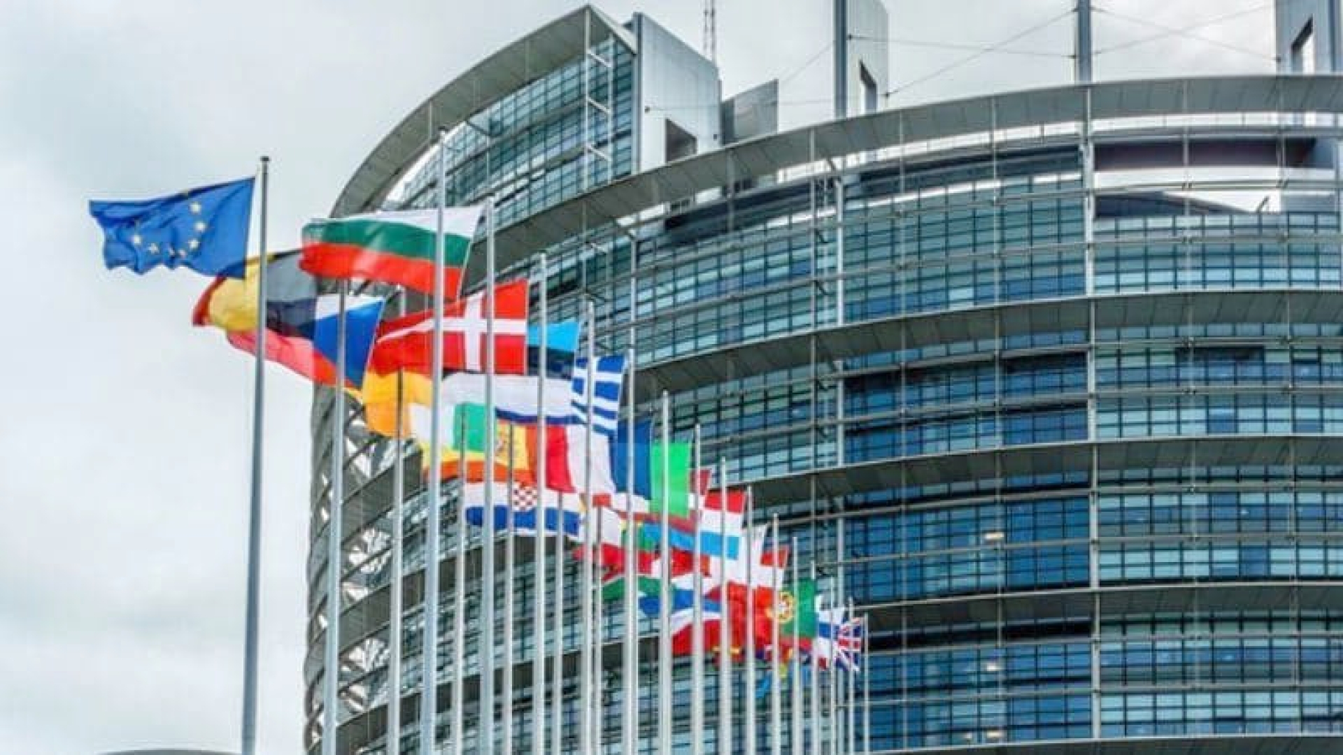 Европарламент требует остановить "Северный поток-2"