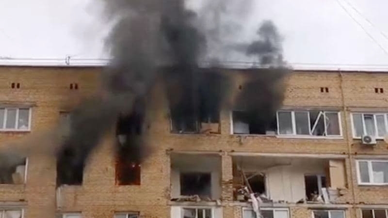 Четыре человека пострадали при взрыве в жилом доме в Химках