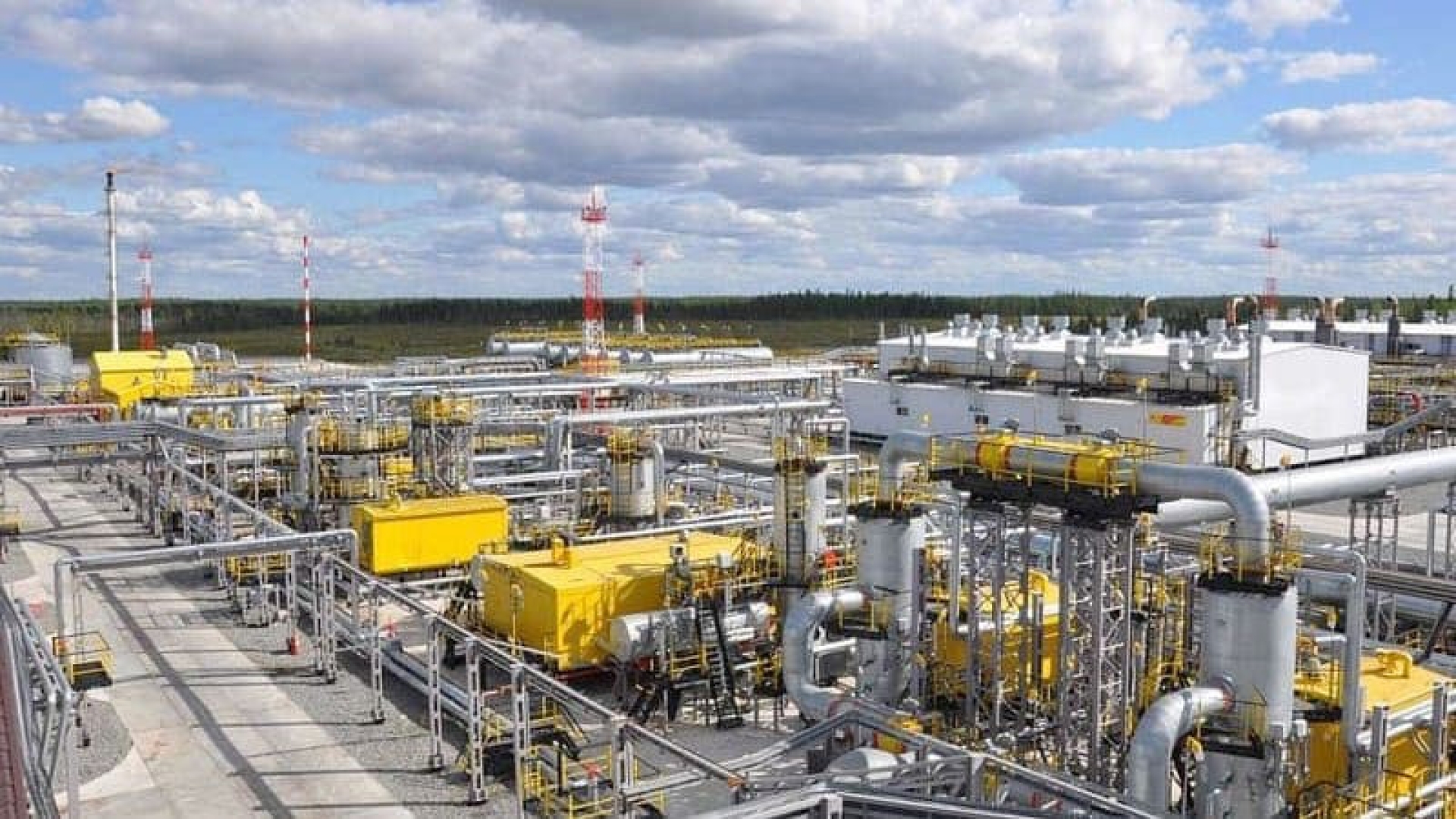 "Роснефть" объявила о запуске газового проекта "Роспан"