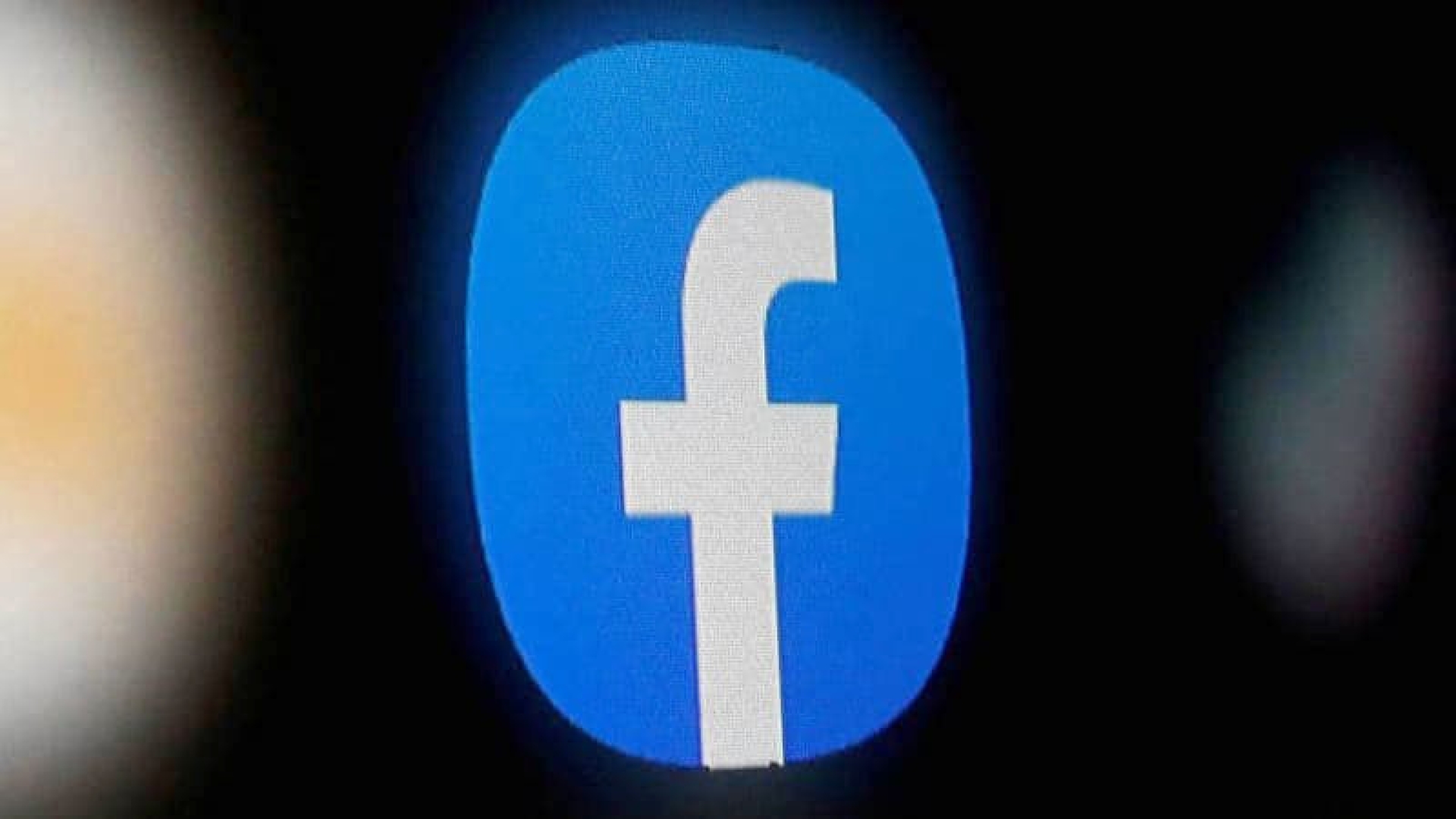 Facebook оштрафовали еще на 17 млн рублей