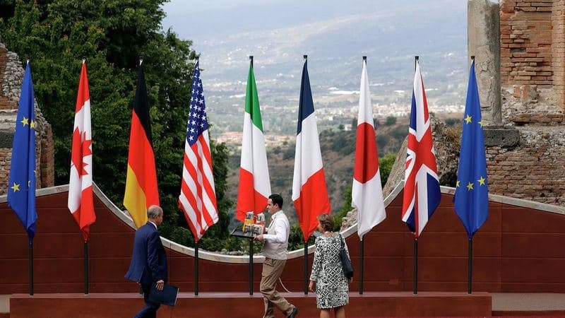 Страны G7 собираются выделить миру 1 млрд доз вакцин от COVID-19