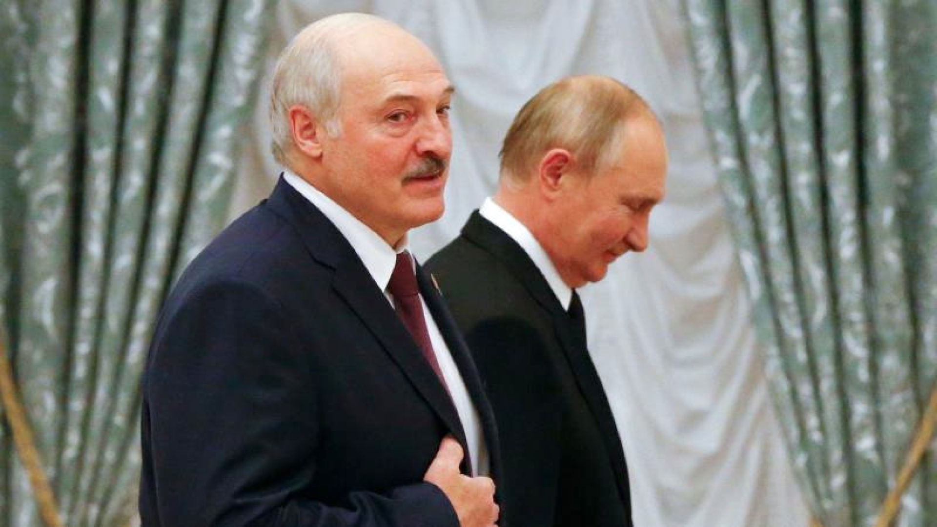 Лукашенко первым поздравил Путина