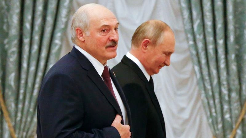 Лукашенко первым поздравил Путина