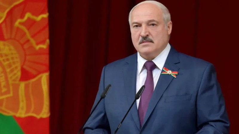 Лукашенко допустил, что РФ могут втянуть в конфликт с мигрантами