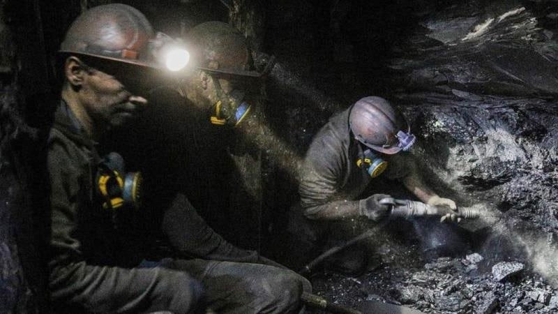 Прокуратура и СКР начали проверки из-за пожара на шахте "Листвяжная"