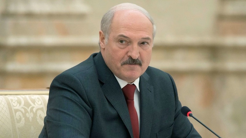 Лукашенко пообещал уйти в отставку, если так решит белорусский народ