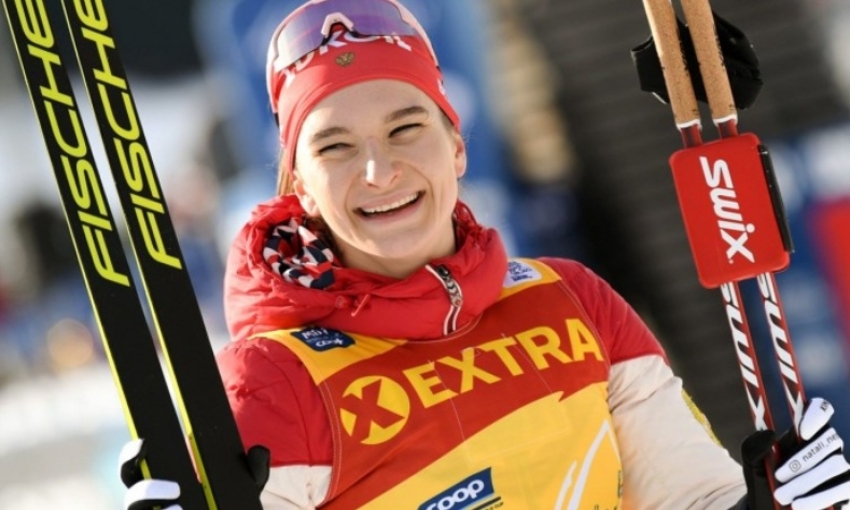 Лыжница Наталья Непряева выиграла общий зачет Кубка мира