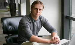 "Птенец гнезда" Сторонских: почём Revolut-ция для украинцев?