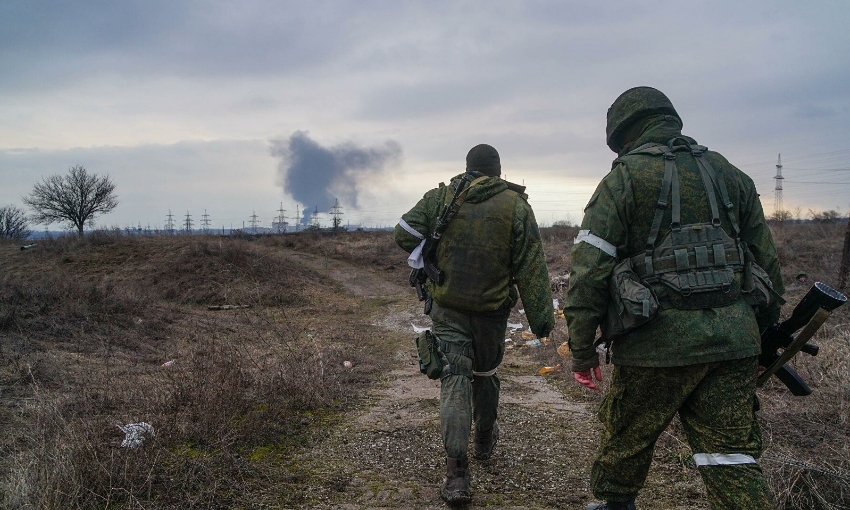 Российские силовики ведут бои на Новомихайловку