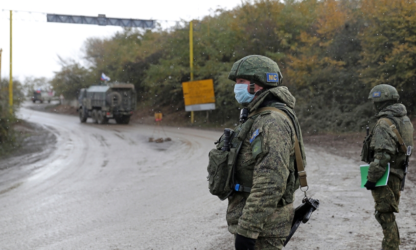 "Probe" Russia, or "catch a fish" in "muddy water"