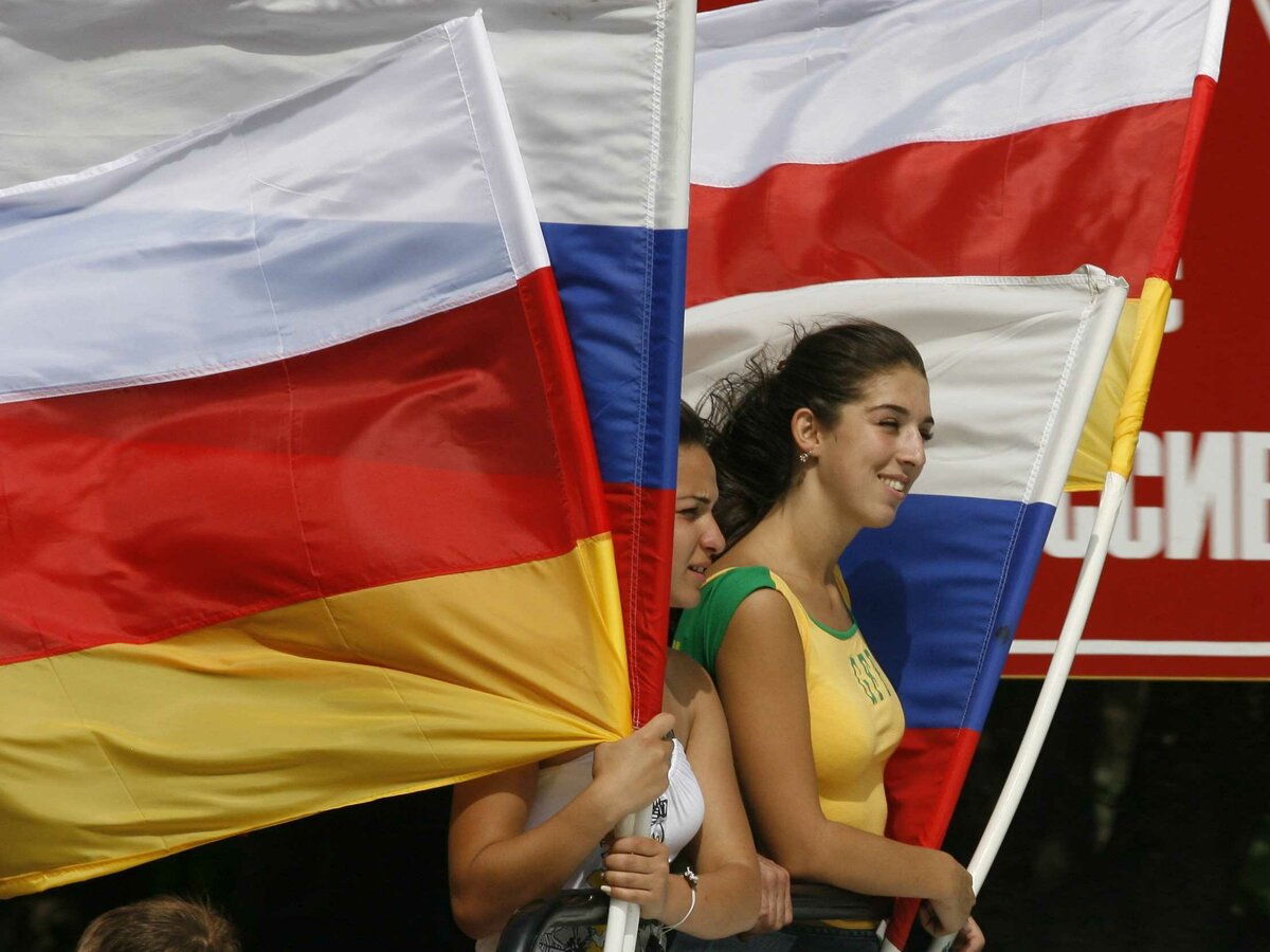 Course on Russia: South Ossetia will not miss a historical chance?