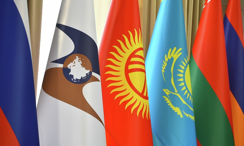 Казахстан: интеграция из противоречий