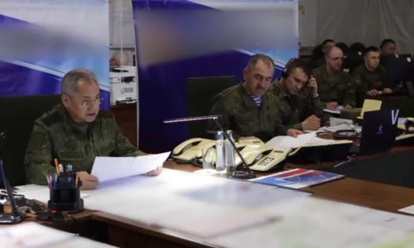 Министр обороны Сергей Шойгу проинспектировал российскую группировку войск на Донбассе