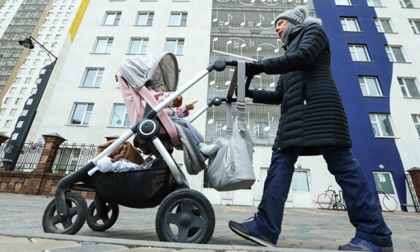 В Совете Федерации предложили запретить забирать детей из семьи без решения суда