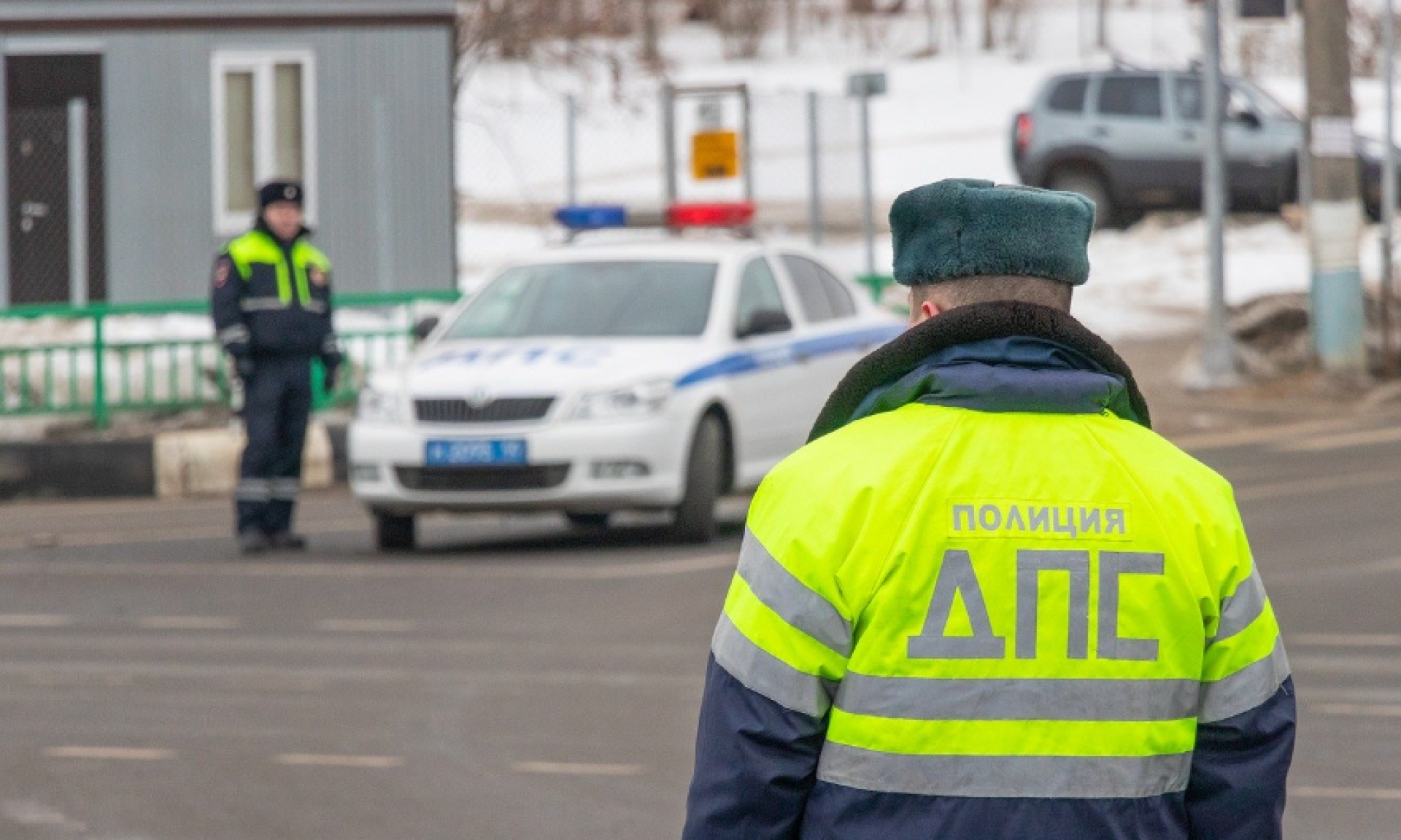 Силовики провели обыски у начальника ГИБДД по Санкт-Петербургу и Ленобласти