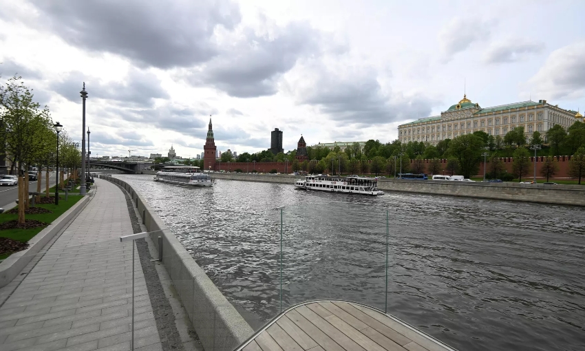 Двое пьяных жителей Москвы угнали катер и столкнулись с яхтой