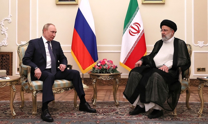 Путин указал на хорошие темпы развития отношений между Россией и Ираном