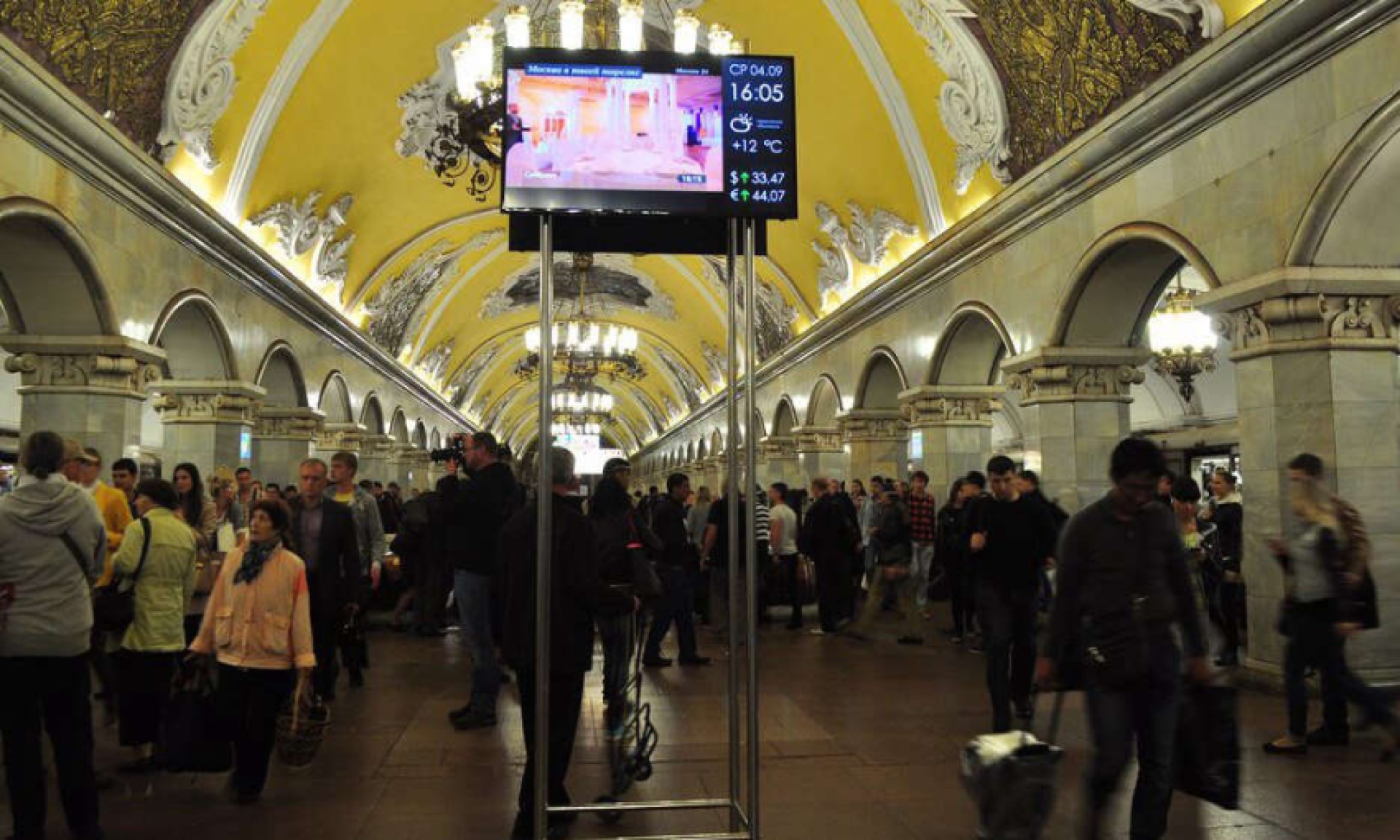 Трое мужчин устроили драку в московском метрополитене