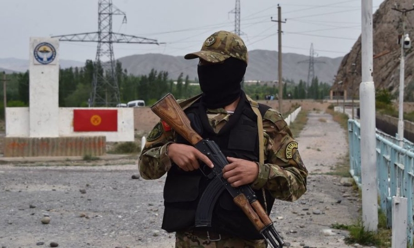 В Киргизии эвакуируют жителей приграничных с Таджикистаном поселков