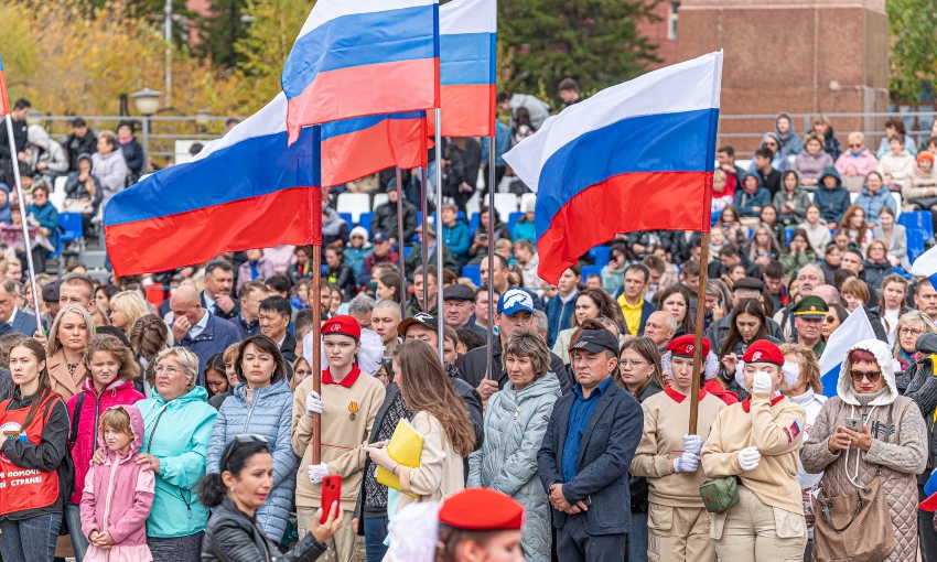 Избиркомы подвели итоги голосования по ДНР, ЛНР, Запорожской и Херсонской областям