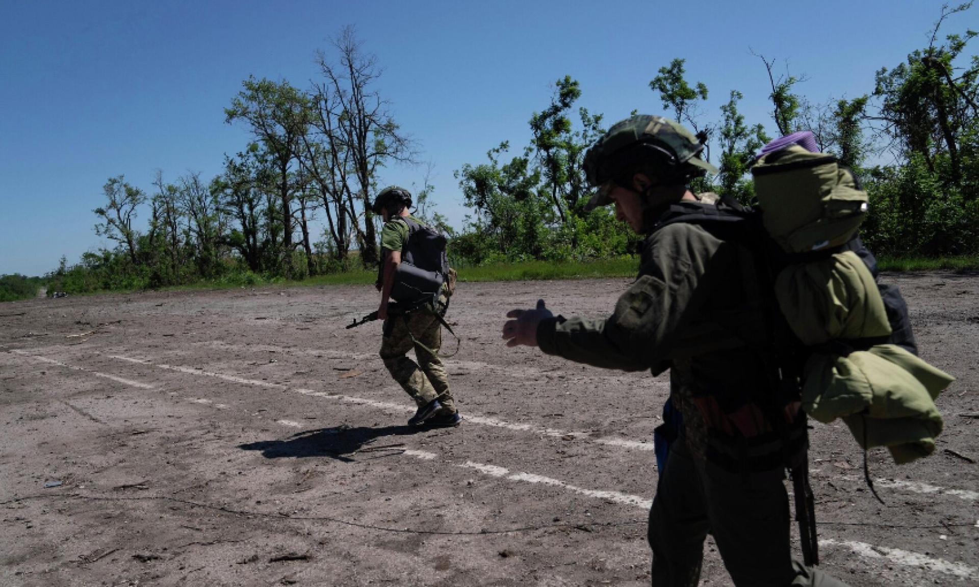 В ДНР, ЛНР и под Харьковом уничтожены более 300 украинских военных