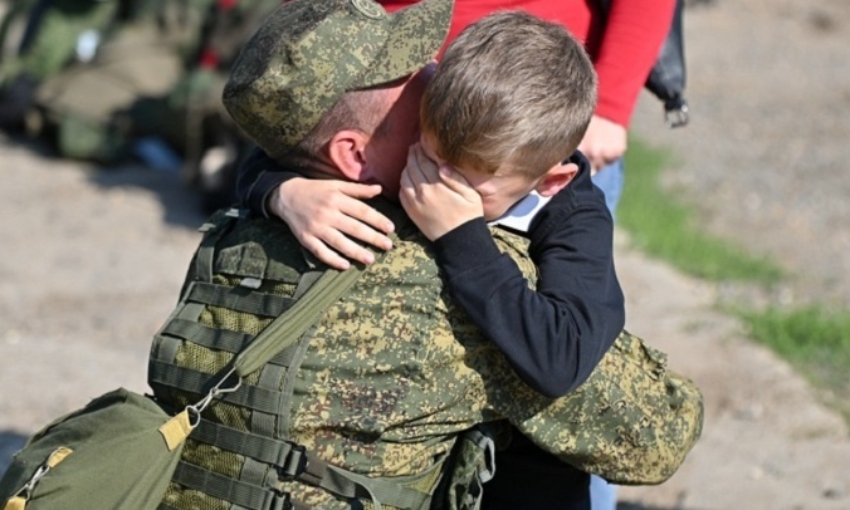 Мобилизованным жителям Волгоградской области автоматически перечислят по 100 тысяч рублей