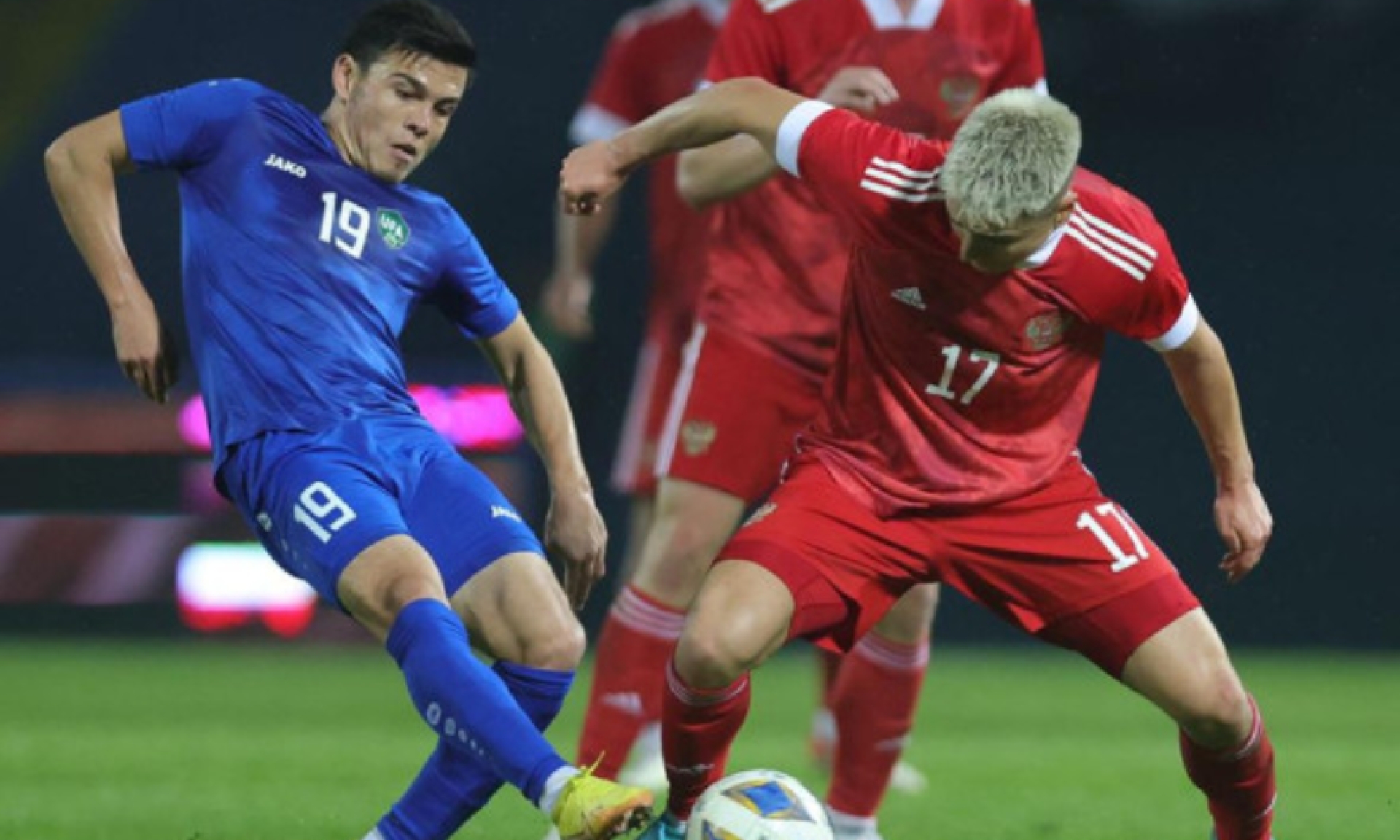 Сборная России не смогла обыграть Узбекистан в товарищеском матче