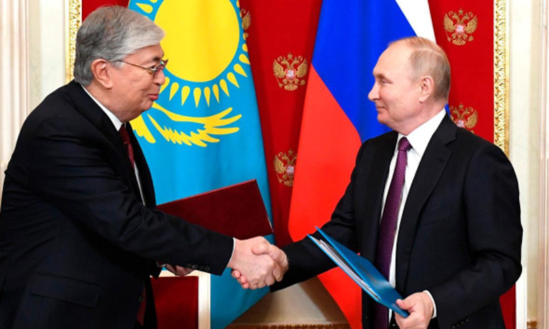 Пресс-секретарь Токаева: Путин и Токаев обсуждали создание "тройственного газового союза"