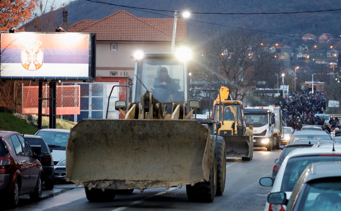 Serbia on the barricades