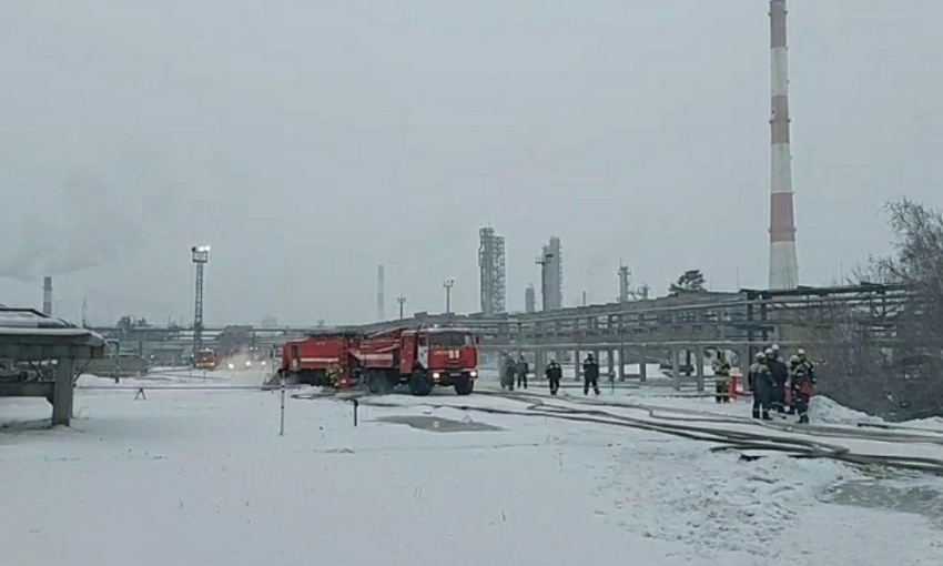 Число пострадавших при взрыве на нефтезаводе в Ангарске выросло до пяти человек