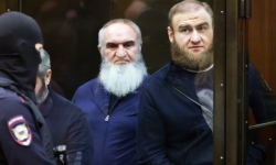 Мосгорсуд приговорил экс-сенатора Арашукова и его отца к пожизненным срокам за убийства
