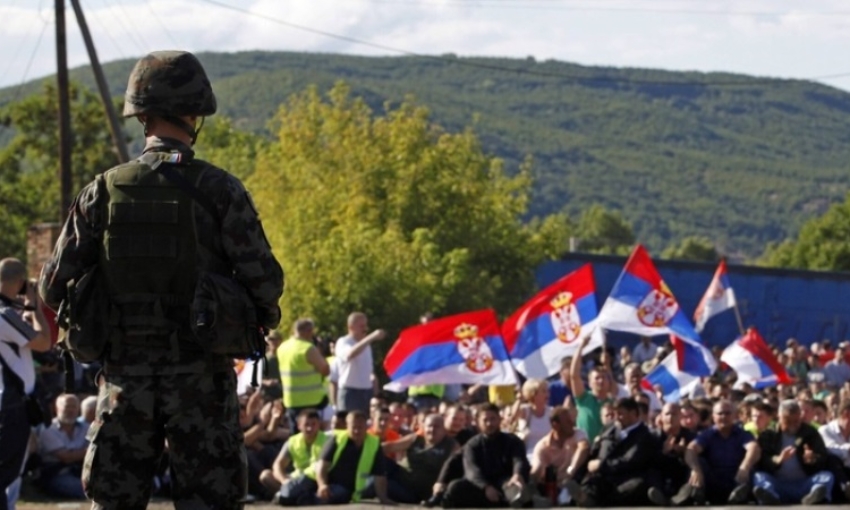 Serbs on the barricades