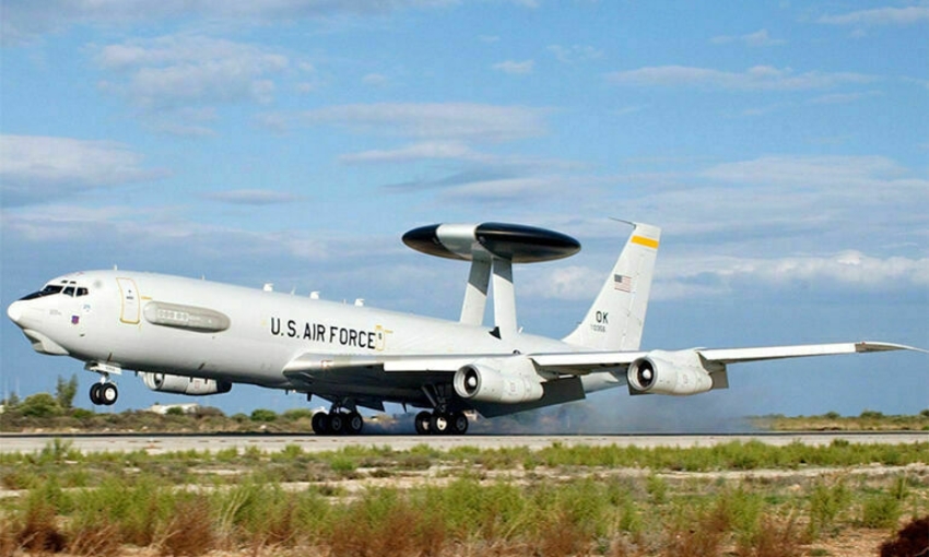 НАТО перебросит разведывательные самолеты с системами AWACS в Румынию