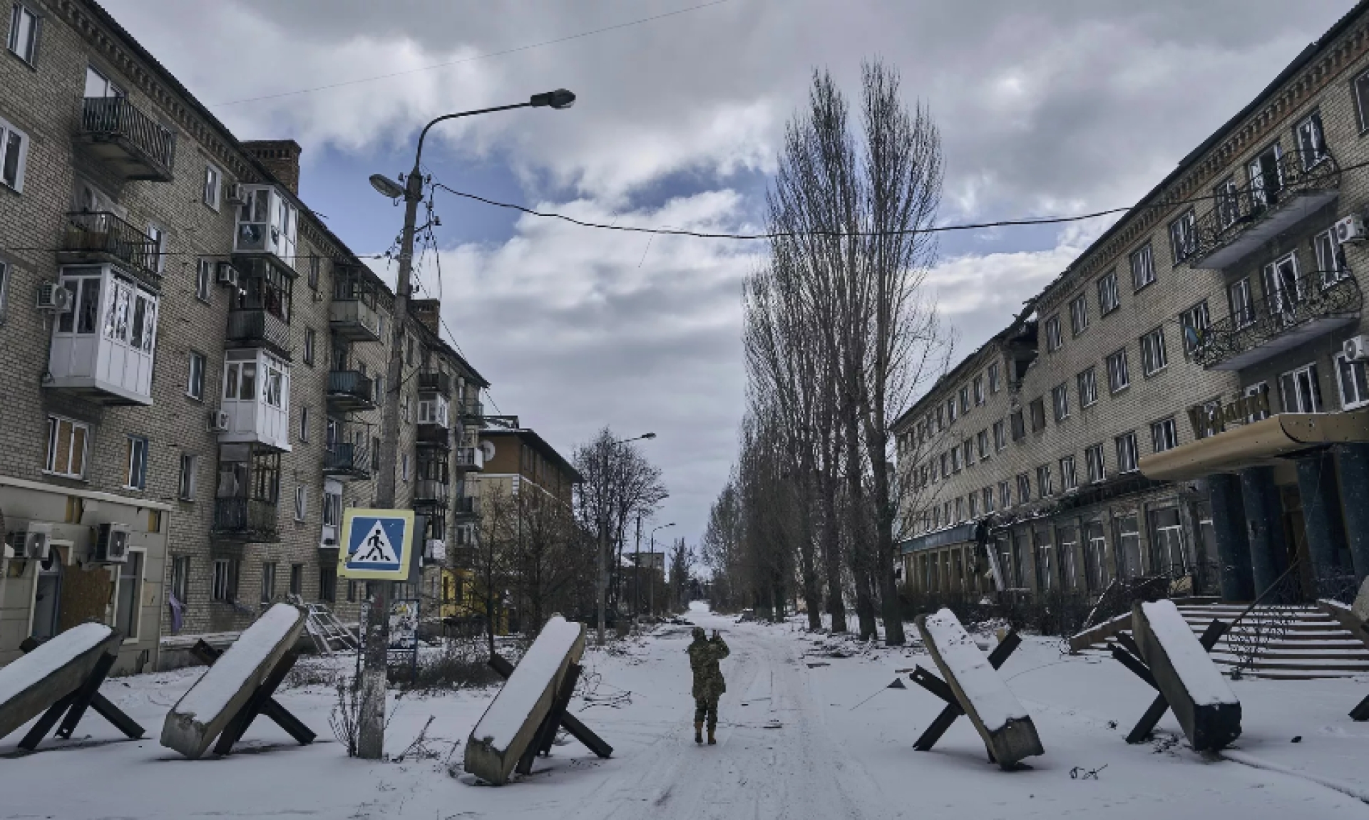 Военный эксперт Марочко: ВСУ используют промзоны Артемовска для укрытия своего вооружения