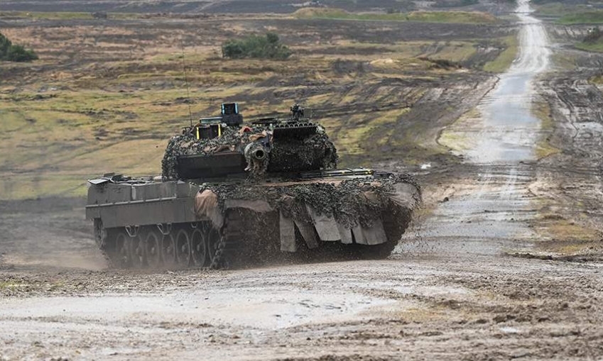 Минобороны Чехии: Прага готова принять швейцарские Leopard 2 в подарок за помощь Украине