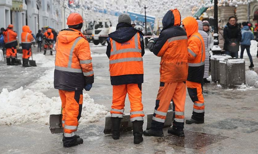 Четыре человека пострадали в массовой драке дворников в Москве