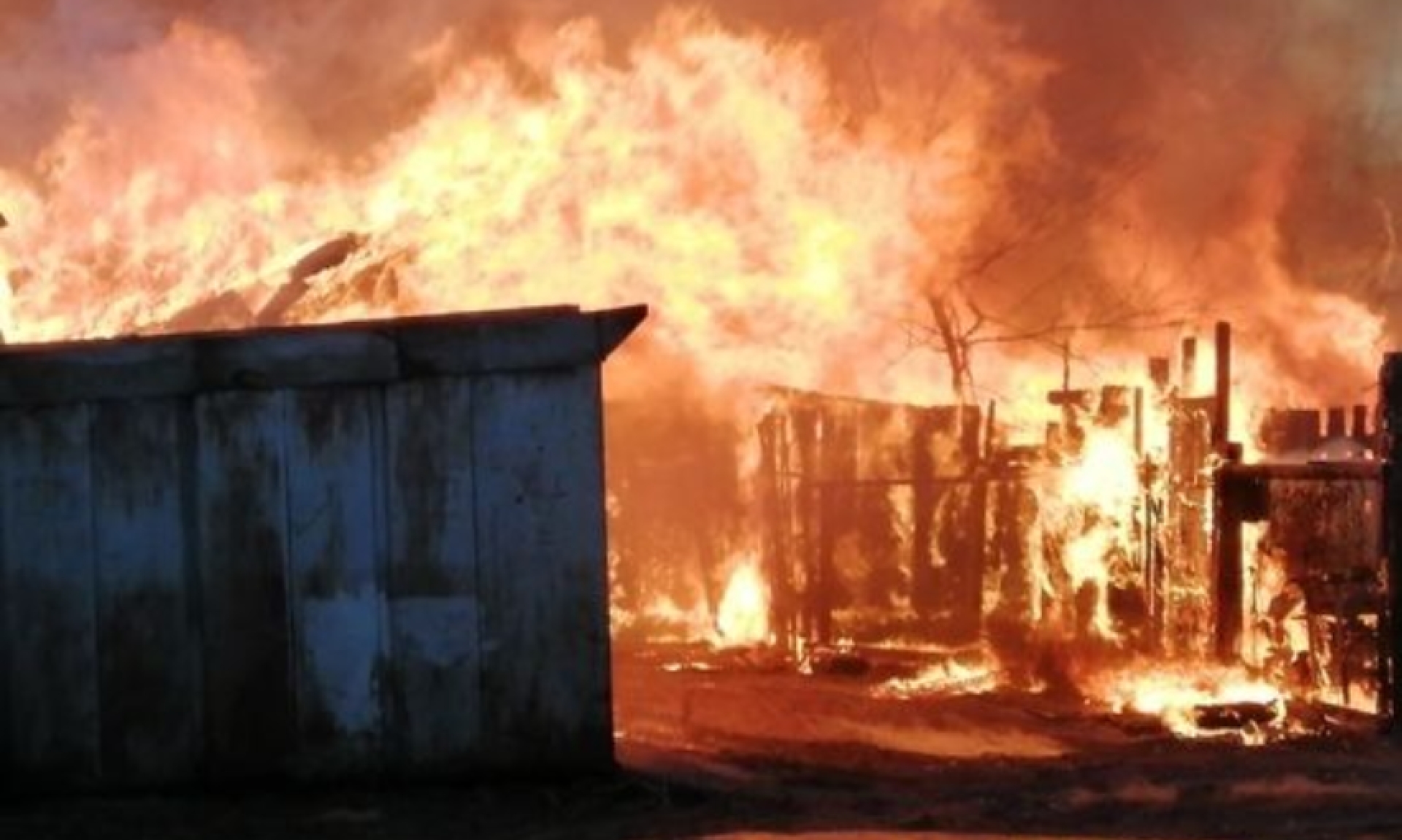 В Бурятии задержали мужчину по подозрению в поджоге дома с людьми внутри