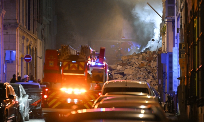 Пять человек пострадали при обрушении жилого дома в центре Марселя