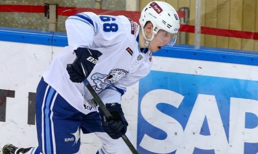Sportbox: хоккеист Гурков отказался от гражданства России ради игры на ЧМ за Казахстан