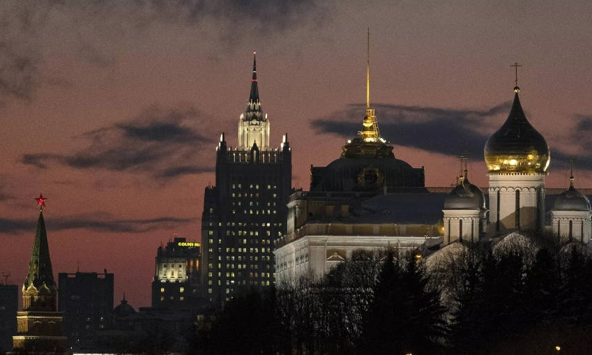 МВФ: российская экономика оказалась более устойчивой к санкциям, чем ожидалось